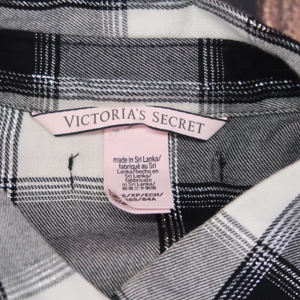 Victoria's Secret Black White Silver Long Sleeve Plaid Flannel Shirt Size XS - Picture 7 of 10